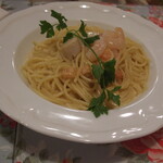 オリーブ キッチン - パスタ「ホタテ貝柱とエビのクリームソース」