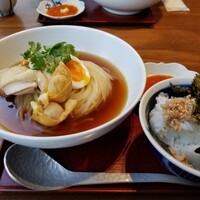 圓 弁柄 渋谷ストリーム - 