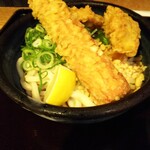 七弐八製麺 - ぶっかけうどんに鶏天とちく天のトッピング