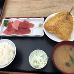 うおたみ - マグロ中落ちとアジフライ定食　1200円