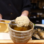 鮨匠 のむら - 真蛸(開聞岳沖産)の真子、海藤花(かいとうげ)