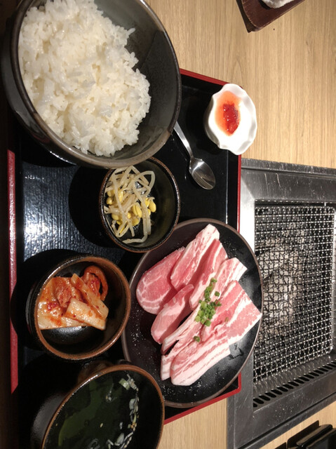 炭火焼肉 七輪房 大宮駅前店 スミビヤキニク シチリンボウ 大宮 焼肉 ネット予約可 食べログ