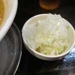 麺屋 葵 - トッピングミジン玉葱