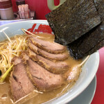 Yamaokaya - 正油ネギチャーシュー麺（UP）
