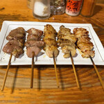 焼き鳥 まる - 盛り合わせ 5本
宮崎県銘柄鶏 さつま純然鶏