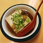 立呑み  いち - 味がよく染みている湯豆腐