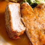 とわいらいと - 【2020年10月】ポークソテーの断面。