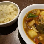 刀削麺・火鍋・西安料理 XI`AN - 大盤鶏（ダーバンジー）です。（2020年10月）