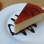 駅カフェ イチノハシ - ベイクドチーズケーキ