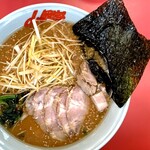 ラーメン 山岡家 - 味噌ネギチャーシューメン中盛　コロチャーシュー増し