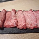 焼肉本舗 ぴゅあ - 和牛上タン1980円(税別)