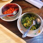 モンゴ モロ - サンバル2種で自分好みの辛さに