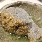 鮨匠 のむら - (10)真蛸(鹿児島県開聞岳沖産)の真子【海藤花(かいとうげ)】
      産卵期は初夏～初秋
      粒が綺麗に立ってさっぱりとした薄味の味付けで柔らかな旨みを楽しみました。