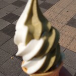 伊勢路や - 亀山茶ソフトクリームミックス(税込350円)