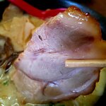 文化ラーメン - 食べ応えのある焼豚