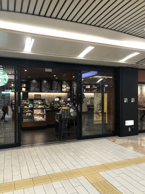 スターバックスコーヒー なんばウォーク店 Starbucks Coffee 日本橋 コーヒー専門店 食べログ