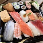 ちよだ鮨 - 料理写真:「ランチ・おおなみ」590円也＋税。