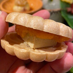 銀座 しのはら - フォアグラとあんぽ柿の最中