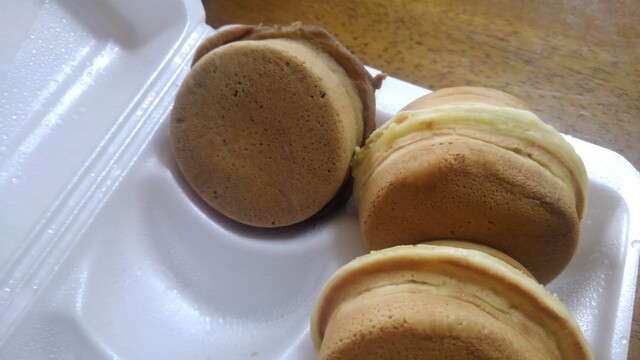 あじまん うめや長井北店 - あやめ公園（たい焼き・大判焼き）