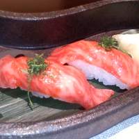今半万窯 新宿店 - 牛握り