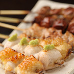 青山 鶏味座 - 料理写真:最高級備長炭を使い、熟練の技で焼き上げます