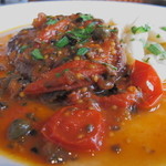 ドン マンジョーネ ディ ナポリ - 牛フィレ肉・・・オリーブとトマトのイタリアンソース（？）