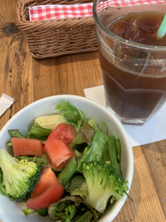 SALTY SUNNY BONDAI CAFE - 