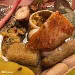 御料理 寺沢 - 喜知次炭火焼､子持ち昆布､牡蠣ｳﾆ味噌焼