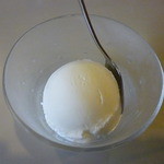 シロクマ食堂 - シロクマアイス(\２５０）