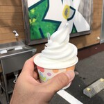 馬路村農協アンテナ店 umaji - ゆずソフトクリーム