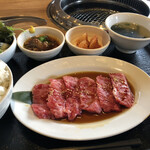 Yakiniku E Faibu Toku - 