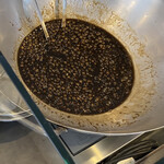 台楽茶 - 鎌で煮込まれるタピオカ