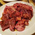 美食焼肉トラジ 葉菜 - 