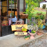 CHIEF+ - 外観