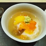 銀座 よし澤 - 煮物　秋鮭　いくら　山葵