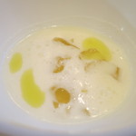 ヴィラ・アイーダ - 【夕食】フロマージュブランのソースとトマトのジュレ