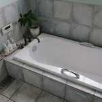 ヴィラ・アイーダ - バスルーム