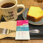 ジ・アザーサイド・コーヒー - コーヒにそれぞれ名刺があります（笑）