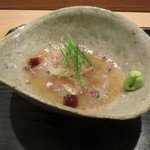 虎白 - 生き〆のふっこ　梅浸し　割醤油を寒天で