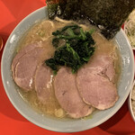 武蔵家 - 豚骨醤油らーめん＋肉2枚