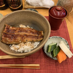 鰻 にしはら - うな丼小　2400円（ご飯超少なめ）