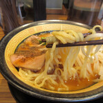 味噌神 - 麺リフト