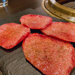 E-Go Matsusaka Ushi Semmon Ten Yakiniku Kentarou - 