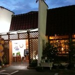 とみ - お店の外観