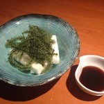 ちゅらり - 海ぶどうと山芋のサラダ