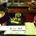 渓山亭 - 夕食繕（食前酒・先付け・前菜）  （投稿：'12/07/26）