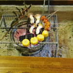 渓山亭 - 囲炉裏  （投稿：'12/07/26）