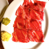 カルネジーオ イースト - 