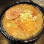 中華飯店 幡龍 - 味噌らーめん700円(税別)