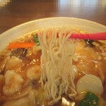 中華飯店 幡龍 - 自家製麺です